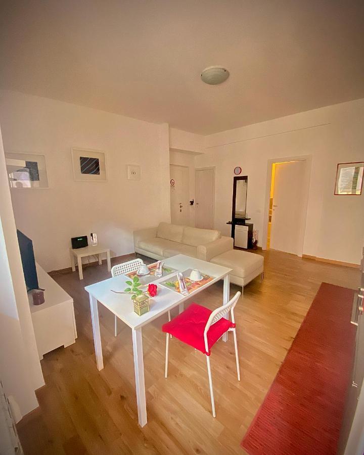I-Lari Apartment Рим Экстерьер фото